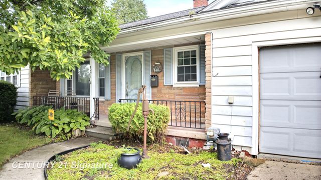 4291 Woodrow Avenue, Burton, MI 48509