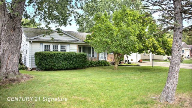 4291 Woodrow Avenue, Burton, MI 48509