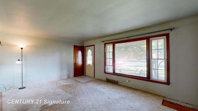 4291 Woodrow Avenue, Burton, MI 48509