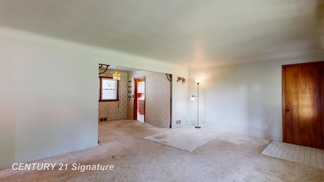 4291 Woodrow Avenue, Burton, MI 48509