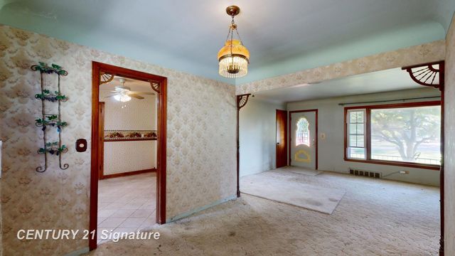 4291 Woodrow Avenue, Burton, MI 48509