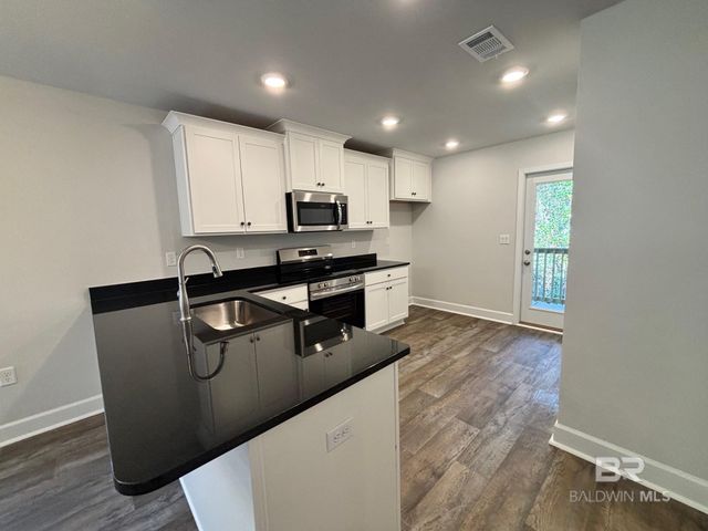 72 Summer Oaks Drive, Daphne, AL 36526