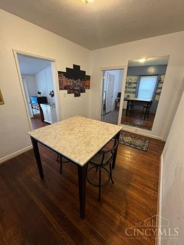 6452 Glade Avenue, Cincinnati, OH 45230