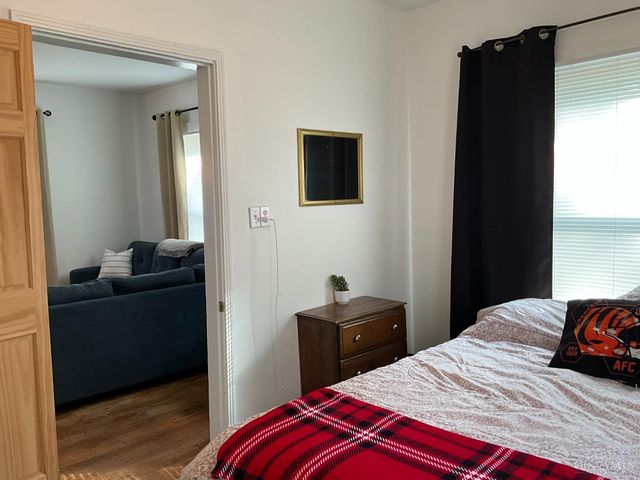 6452 Glade Avenue, Cincinnati, OH 45230