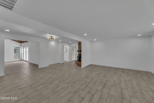9912 BERMUDA Avenue, El Paso, TX 79925