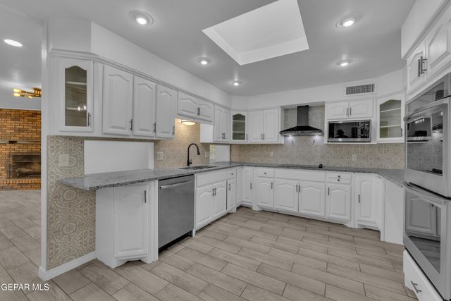 9912 BERMUDA Avenue, El Paso, TX 79925
