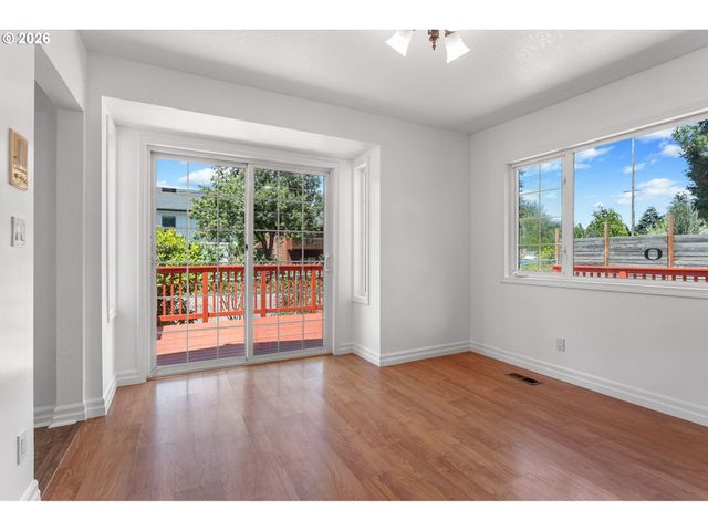 2907 Se MALCOLM St, Milwaukie, OR 97222