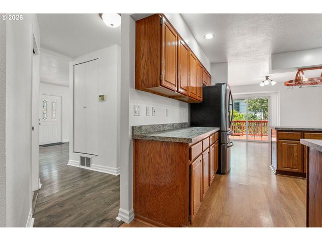 2907 Se MALCOLM St, Milwaukie, OR 97222