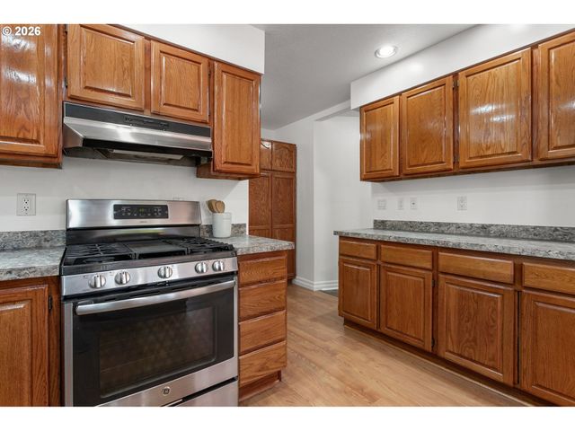 2907 Se MALCOLM St, Milwaukie, OR 97222
