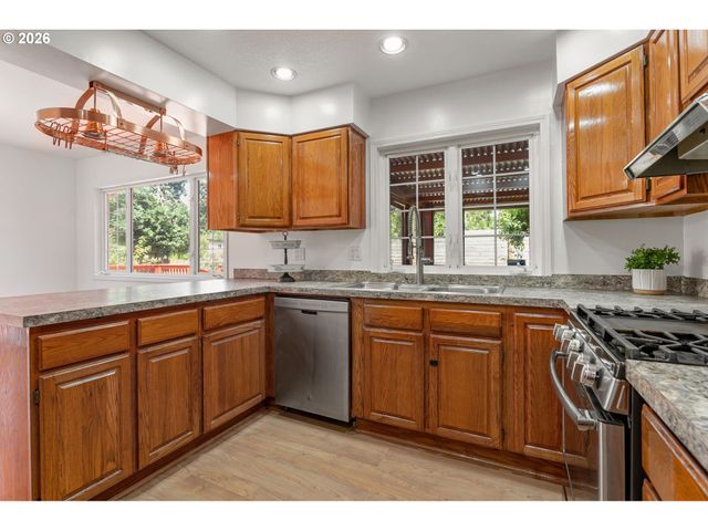 2907 Se MALCOLM St, Milwaukie, OR 97222