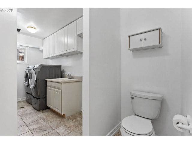 2907 Se MALCOLM St, Milwaukie, OR 97222