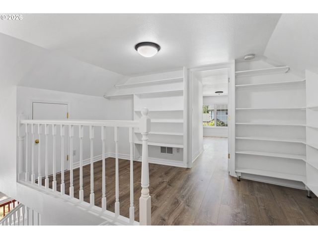 2907 Se MALCOLM St, Milwaukie, OR 97222