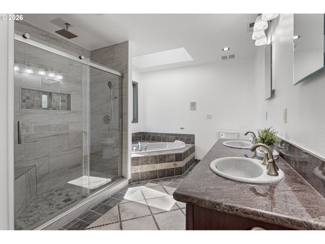 2907 Se MALCOLM St, Milwaukie, OR 97222