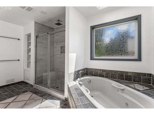 2907 Se MALCOLM St, Milwaukie, OR 97222