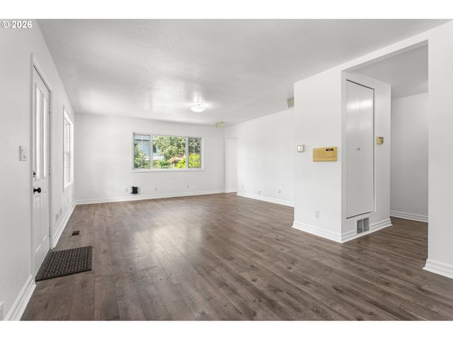 2907 Se MALCOLM St, Milwaukie, OR 97222
