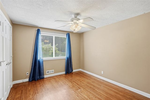 20 Moswansicut Drive, Johnston, RI 02919