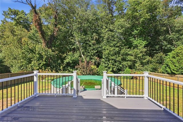 20 Moswansicut Drive, Johnston, RI 02919