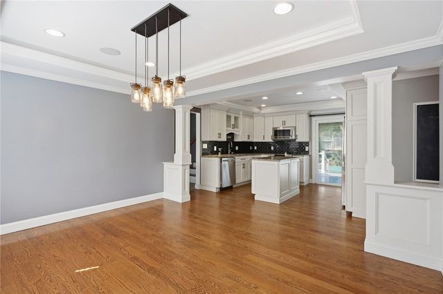 20 Moswansicut Drive, Johnston, RI 02919