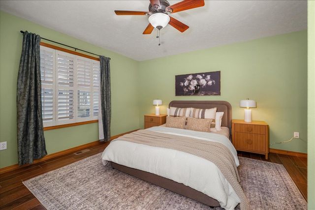 17011 Eagle Nest Ln, Colbert, WA 99005