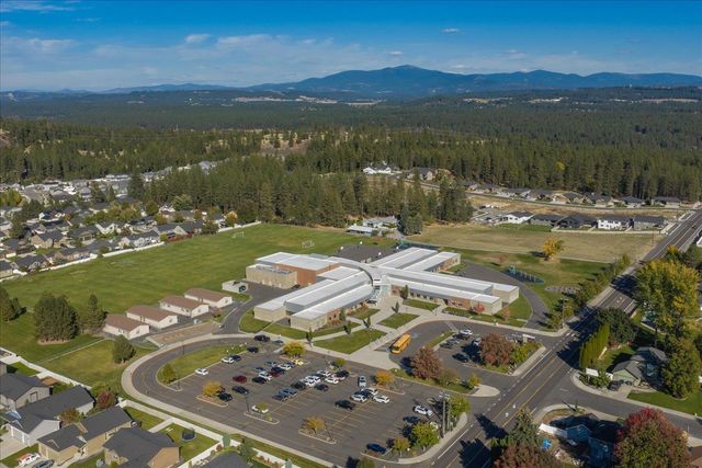 17011 Eagle Nest Ln, Colbert, WA 99005