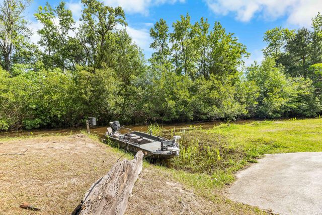 589 Backfield Road, Walterboro, SC 29488