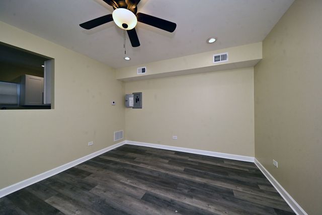 5032 W Madison Street C, Chicago, IL 60644