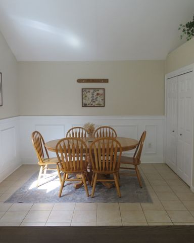 11 Sonoma Dr, Worcester, MA 01605
