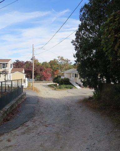 11 Sonoma Dr, Worcester, MA 01605