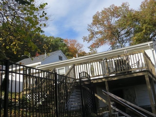 11 Sonoma Dr, Worcester, MA 01605