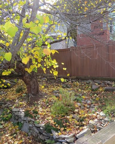 11 Sonoma Dr, Worcester, MA 01605