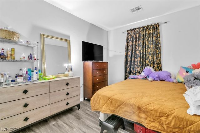 6829 Painted Morning Avenue, Las Vegas, NV 89142