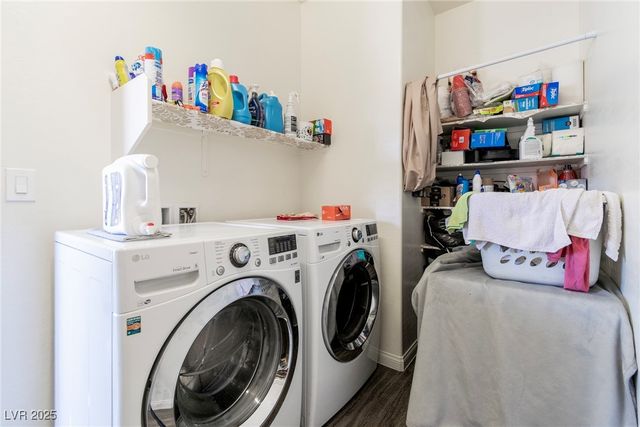 6829 Painted Morning Avenue, Las Vegas, NV 89142