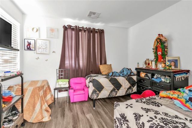 6829 Painted Morning Avenue, Las Vegas, NV 89142