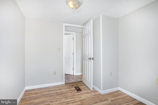 40 MEADOWBROOK CT, New Cumberland, PA 17070