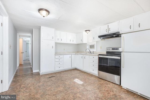 40 MEADOWBROOK CT, New Cumberland, PA 17070