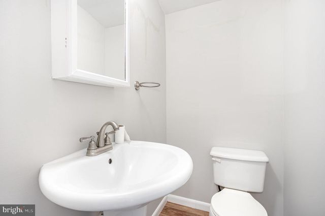 40 MEADOWBROOK CT, New Cumberland, PA 17070