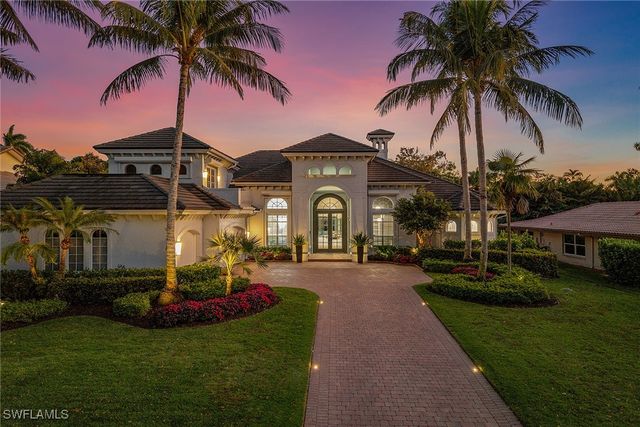 538 Riviera DR, Naples, FL 34103