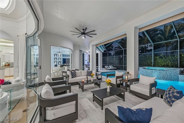 538 Riviera DR, Naples, FL 34103