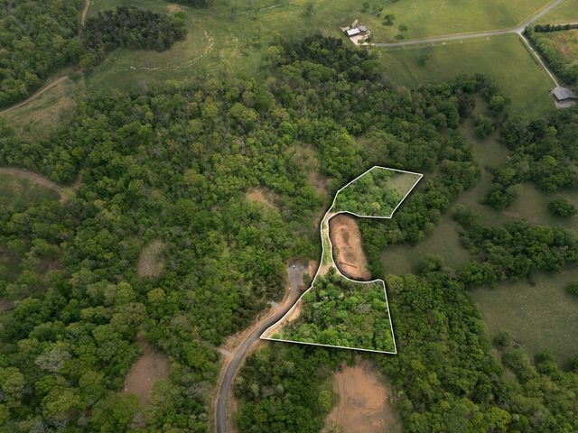 8021 Wilder Pass, Arrington, TN 37014
