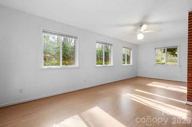 142 Pearson Drive, Morganton, NC 28655