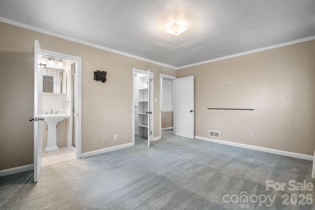 142 Pearson Drive, Morganton, NC 28655