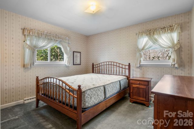 142 Pearson Drive, Morganton, NC 28655