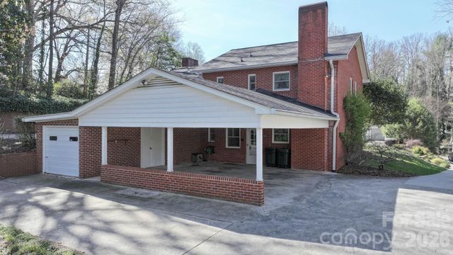 142 Pearson Drive, Morganton, NC 28655