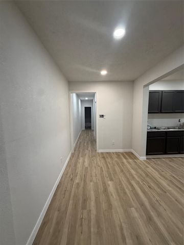 7023 Canal Street, Houston, TX 77011