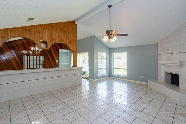 19102 Twigsworth Lane, Humble, TX 77346