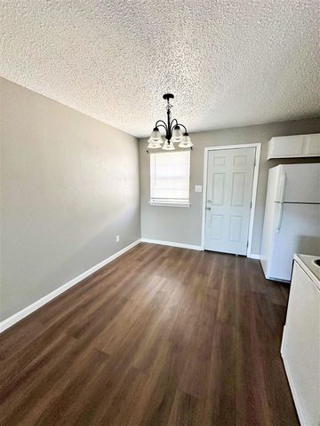 7930 NW Crossland Circle, Lawton, OK 73505