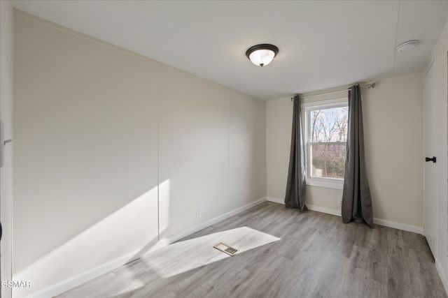 1729 Walnut Hill Lane, Sevierville, TN 37876