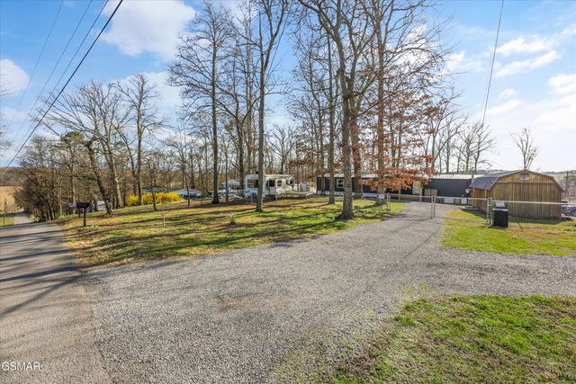 1729 Walnut Hill Lane, Sevierville, TN 37876