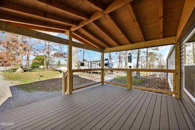 1729 Walnut Hill Lane, Sevierville, TN 37876