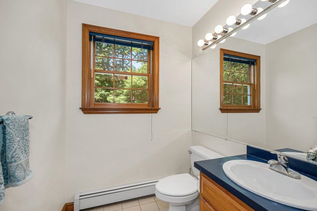 22 Greenfield Drive, Plaistow, NH 03865